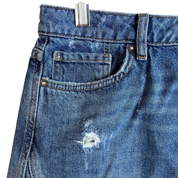 We The Free Distressed Denim Mini Skirt Size 30 - Picture 3 of 11